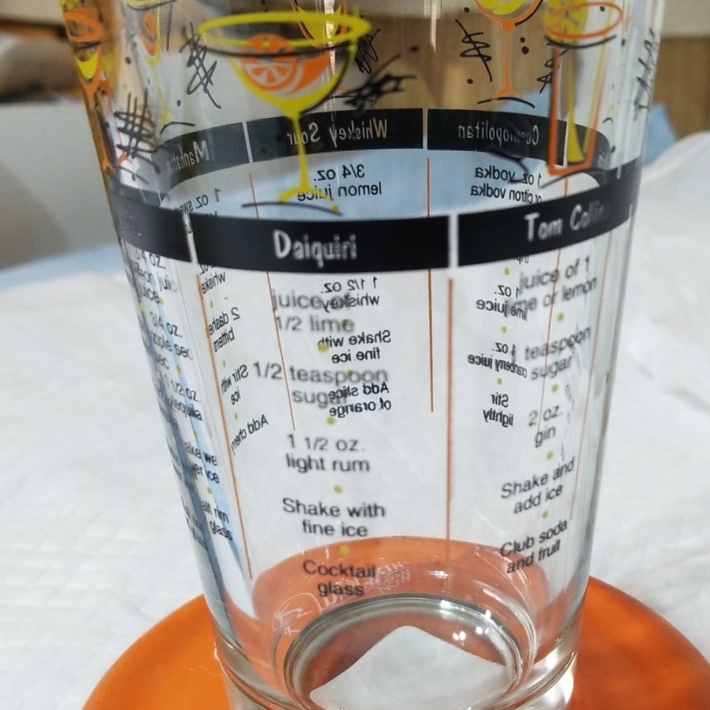 8 oz bar glass with 7 drink recipes New no box!